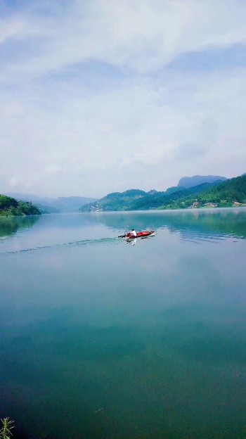 trchyb005,trlxf004,3f16475c1950abc37f2e1e13ef20032,080bf08cf6504d7417dc4af41069837